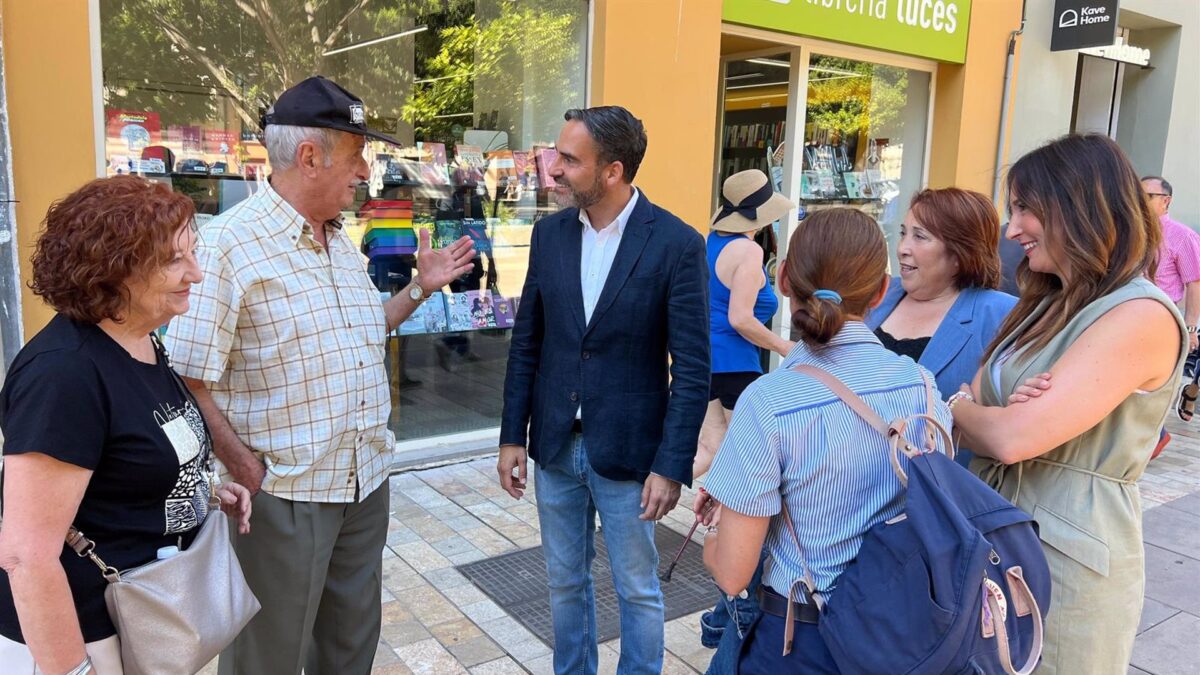 El PSOE dice que "la inacción del alcalde con la vivienda ahoga económicamente a las familias malagueñas"