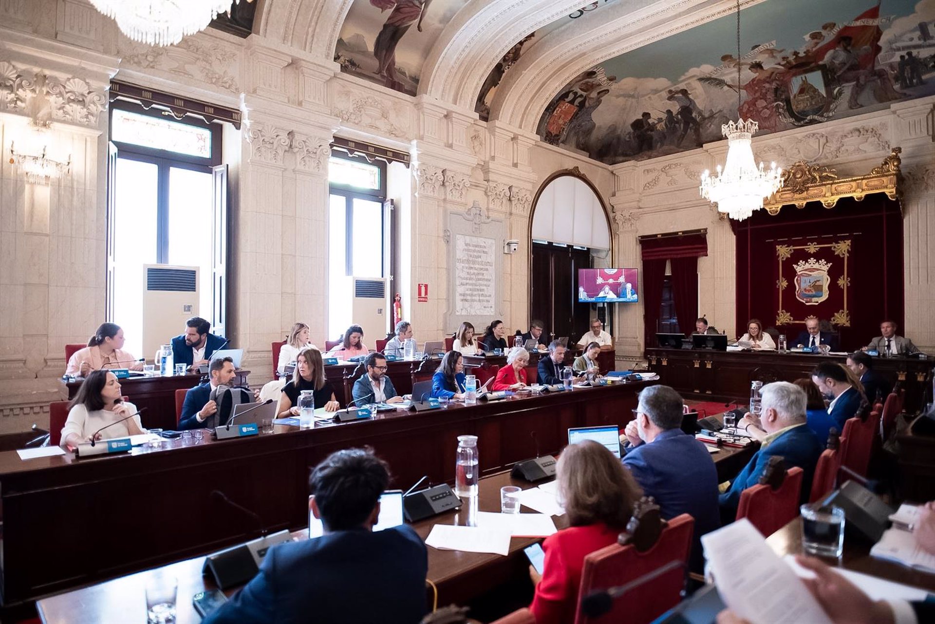 El Pleno aprueba no apoyar ni iniciar la tramitación administrativa para un vertedero en Puerto de la Torre