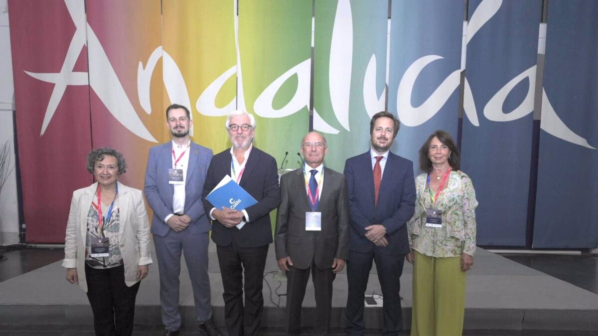 El foro Encuentros Marítimos impulsa la sostenibilidad y la intermodalidad en el sector náutico en Andalucía