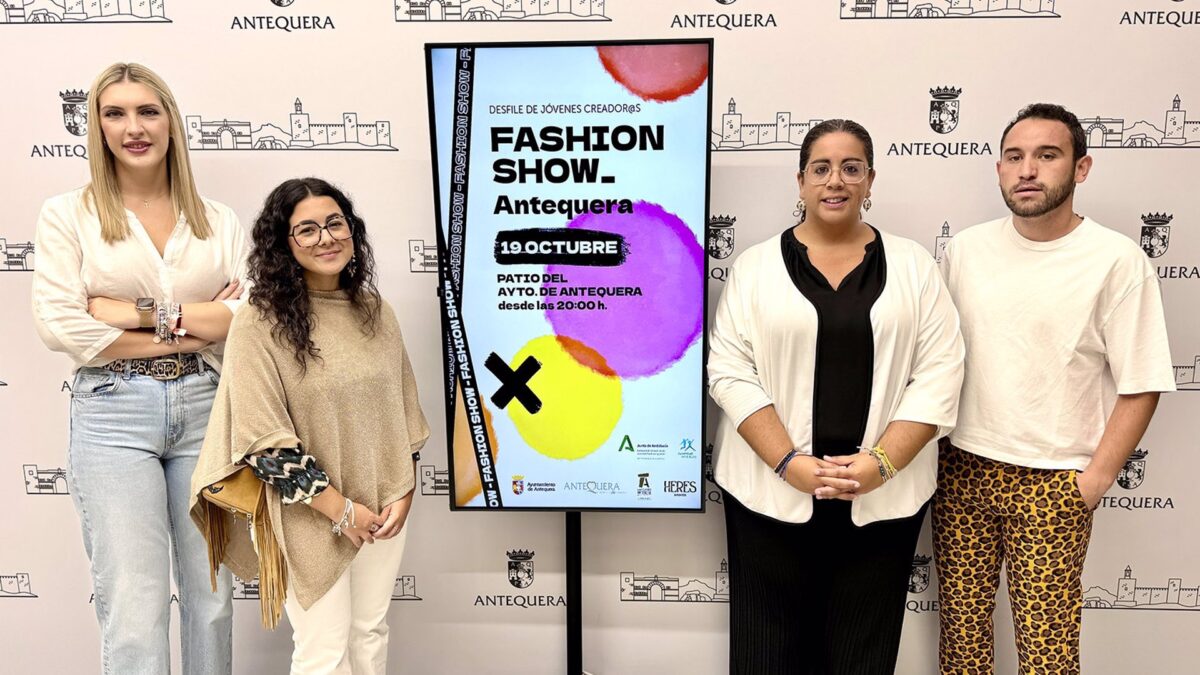 Antequera pone a disposición de sus jóvenes talentos de la moda una pasarela para lucir sus trabajos