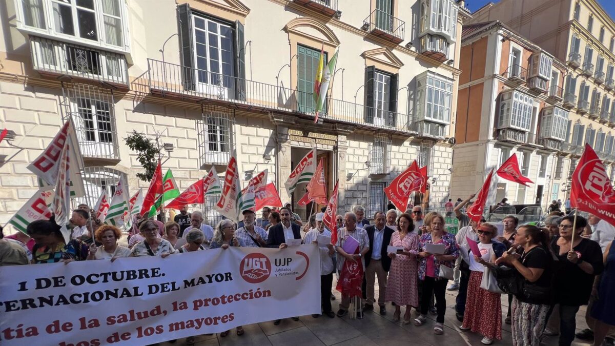 El PSOE critica "los recortes de la Junta a las personas mayores en sanidad y dependencia"
