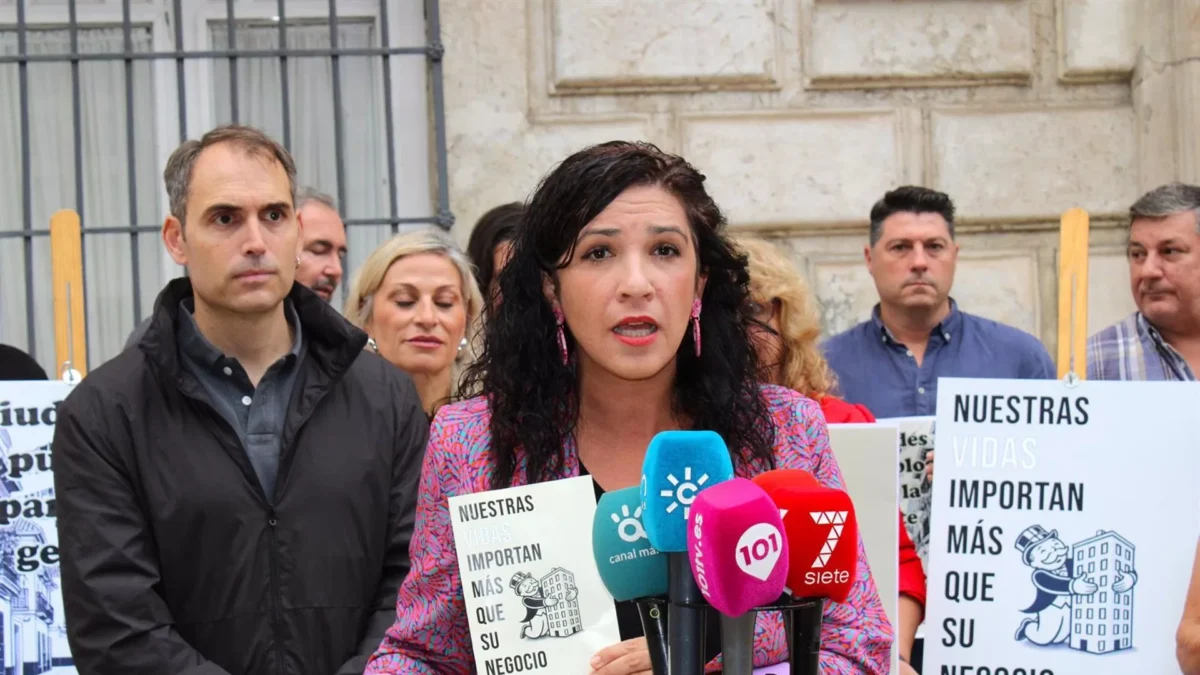 IU reúne a activistas por el derecho a la vivienda en una jornada