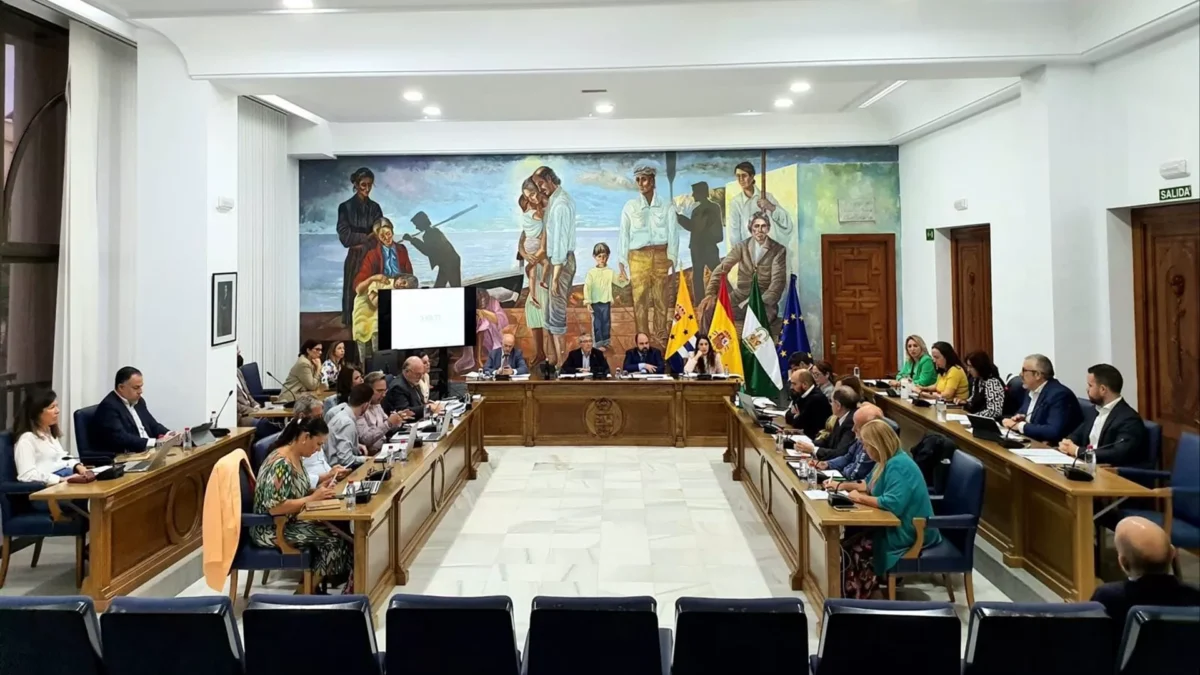 Rincón de la Victoria aprueba la modificación de la ordenanza fiscal que reducirá el tipo de IBI