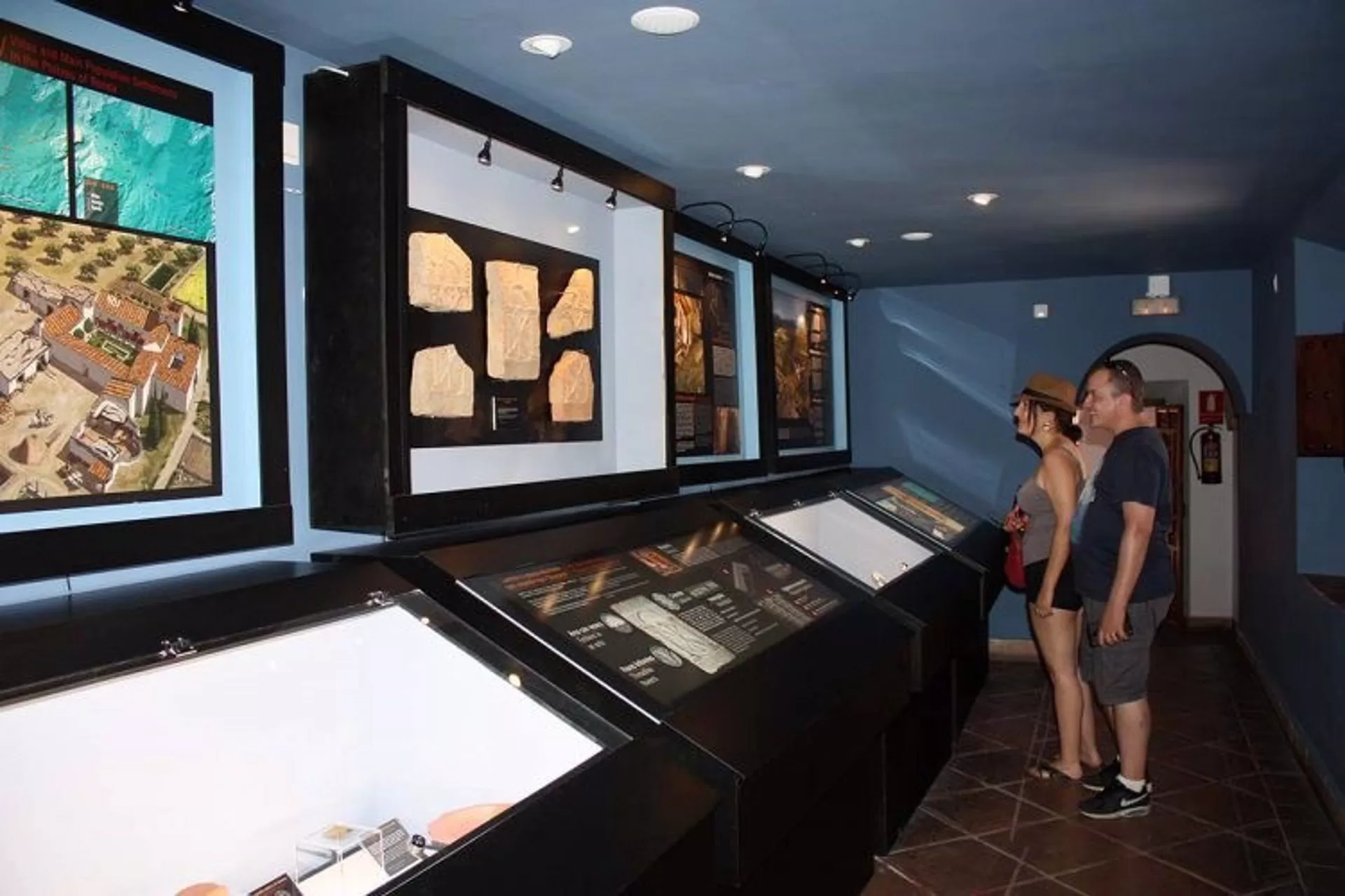 Ronda invierte 137.000 euros en la modernización y ampliación de las salas expositivas del Palacio de Mondragón