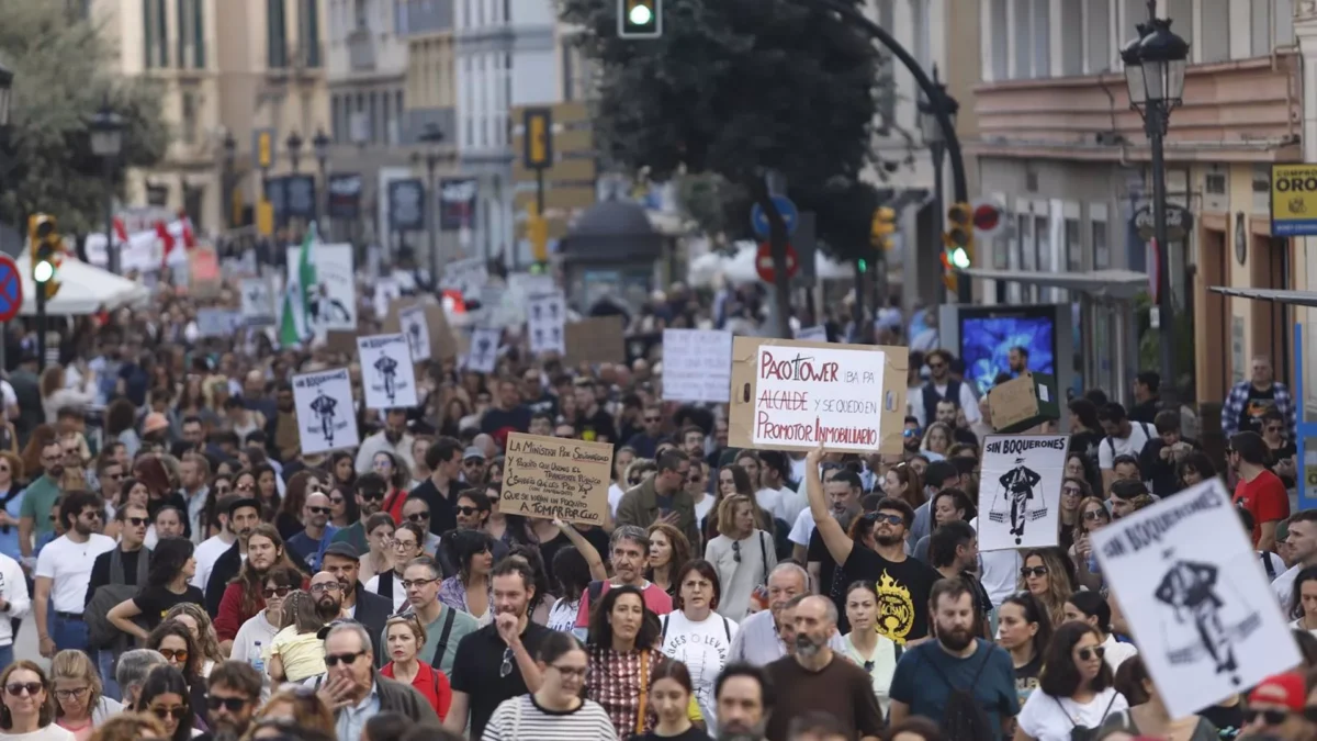 Con Málaga valora la protesta por la vivienda: "Estamos asistiendo a la decadencia de un modelo de ciudad"
