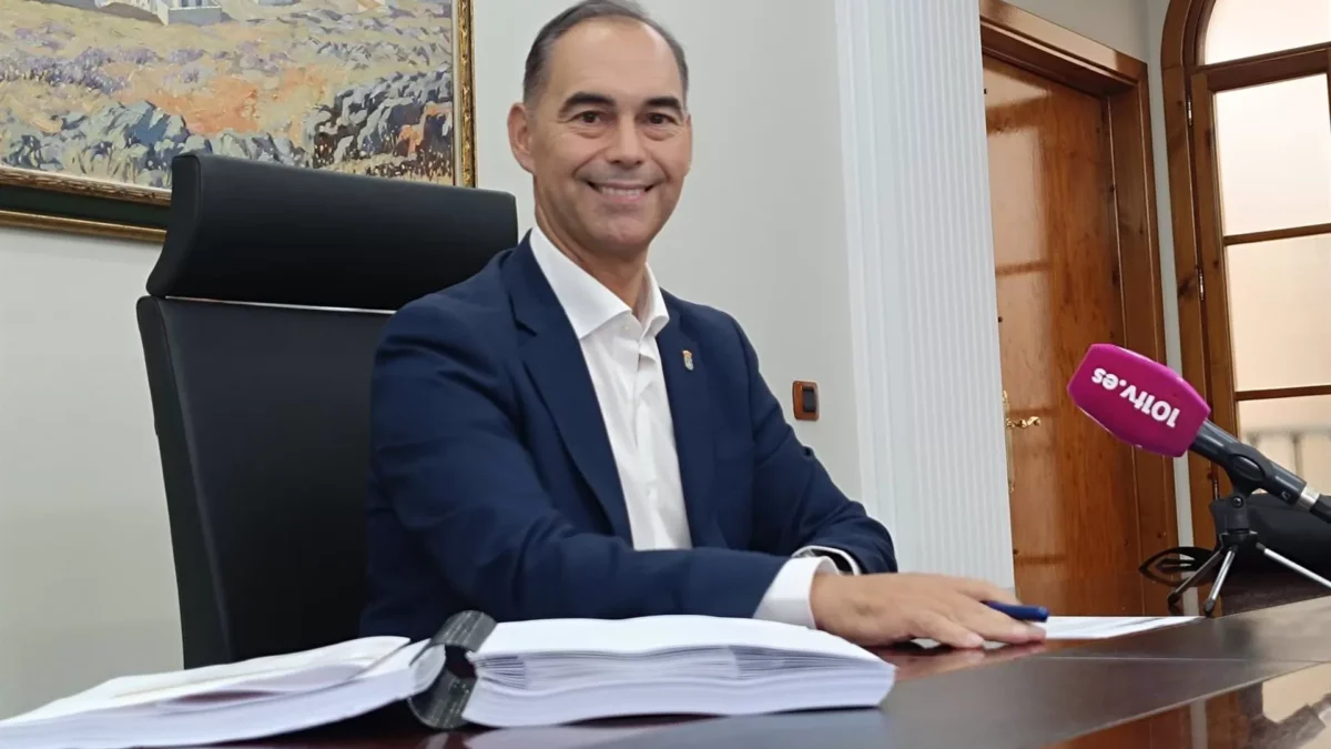 El alcalde de Benalmádena pide "prudencia" sobre la sentencia de los terrenos del parque de atracciones Tívoli