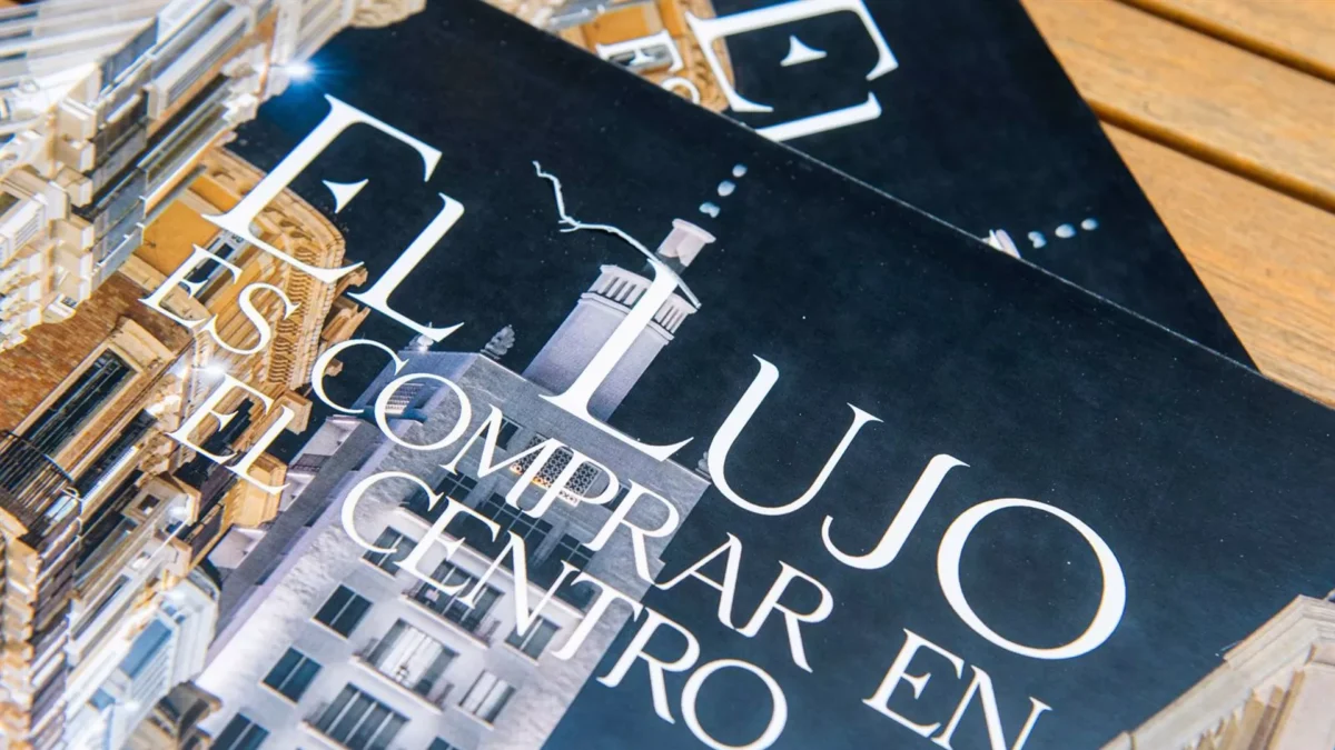 La Asociación Centro Histórico de Málaga presenta su camapaña de Navidad 'El lujos es comprar en el centro'