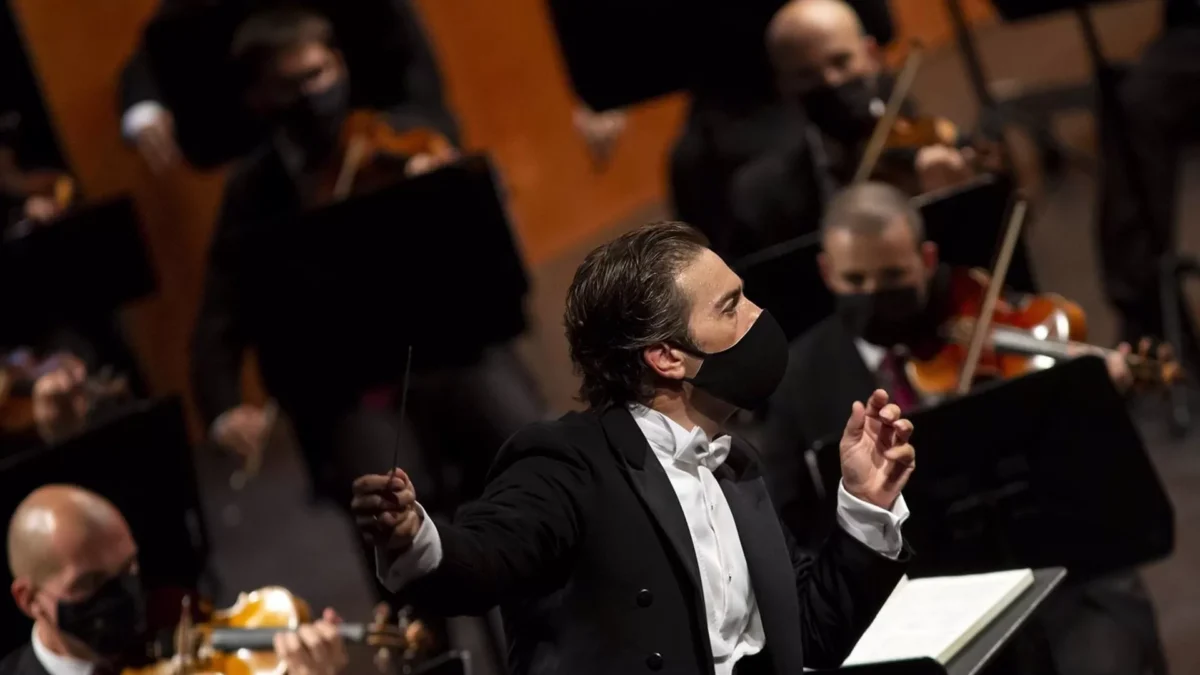 La Orquesta Filarmónica interpreta su quinto programa de temporada bajo la dirección de José María Moreno