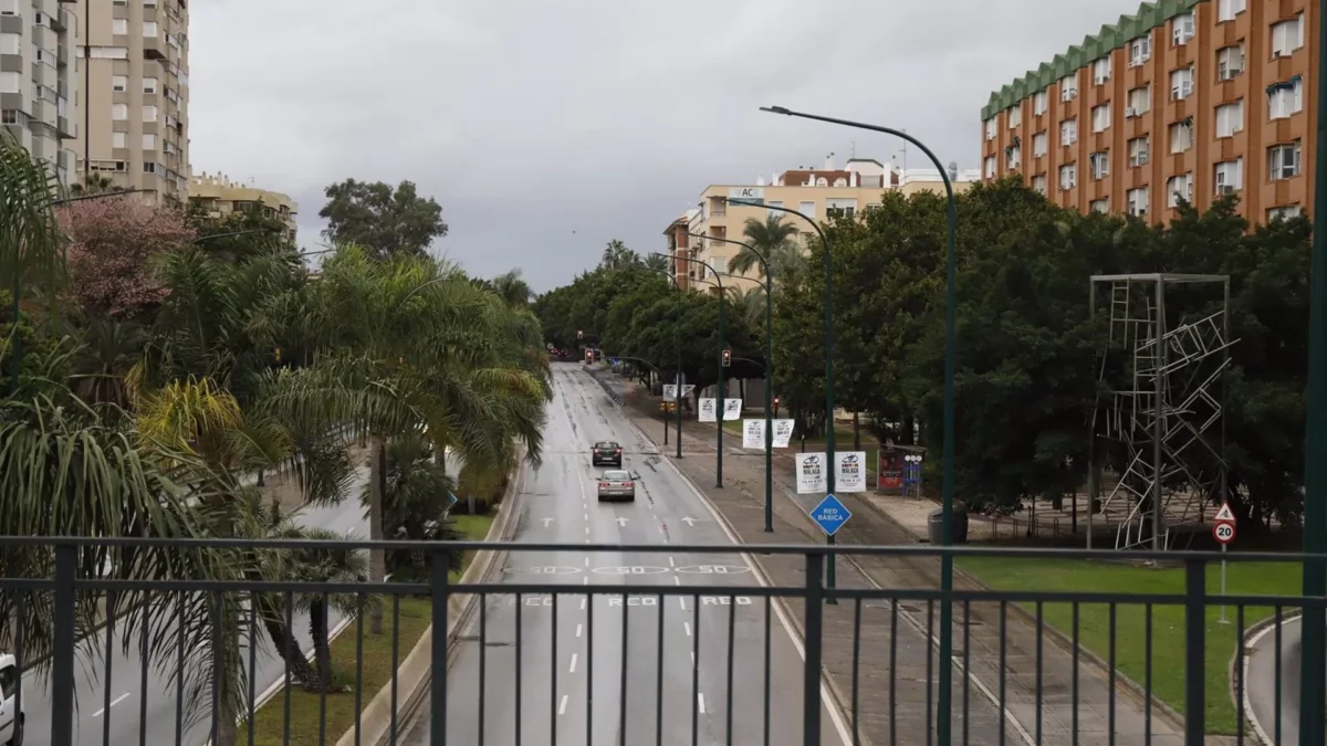 La actividad comercial y empresarial se ve afectada por el aviso rojo por lluvias en la provincia