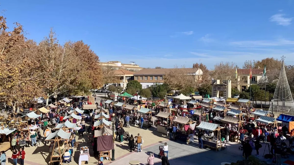 Medio centenar de empresas se dan cita este domingo, 1 de diciembre, en el Mercadillo Navideño de Campillos