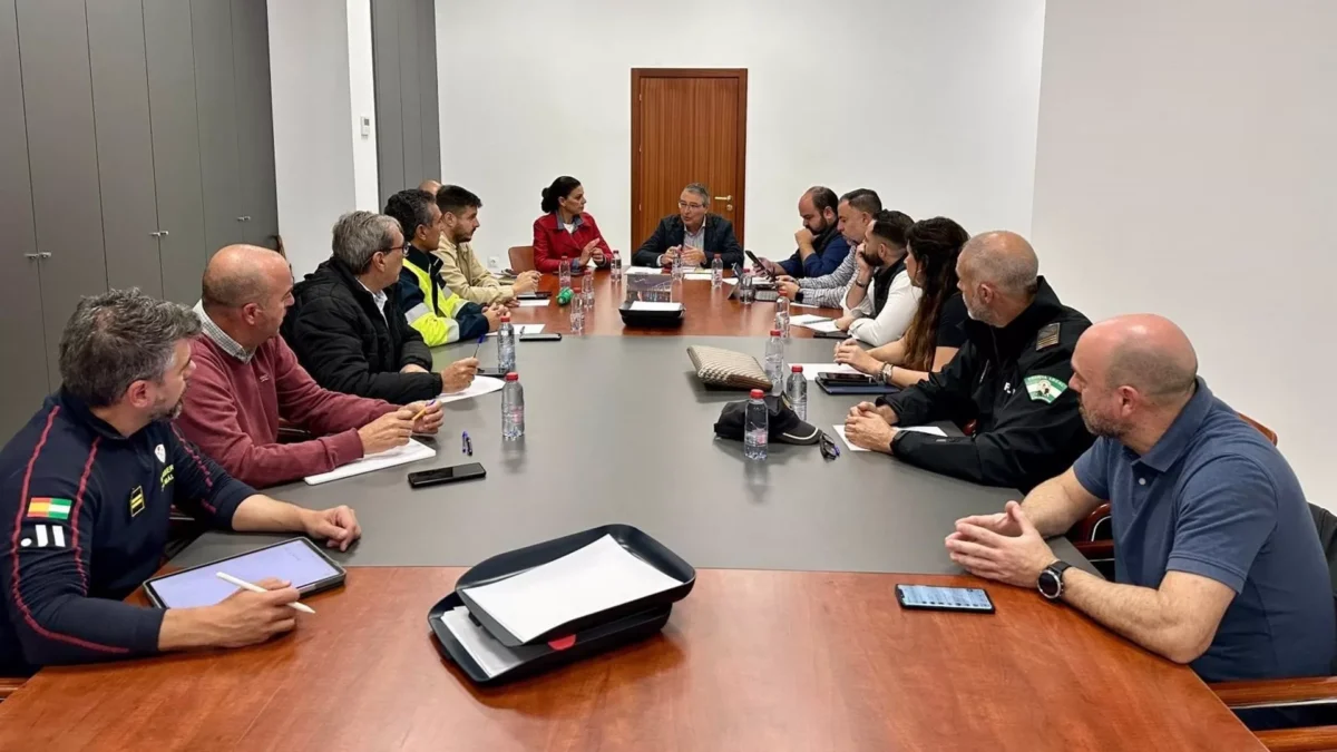 Rincón despliega casi un centenar de efectivos con un operativo de seguridad y emergencias