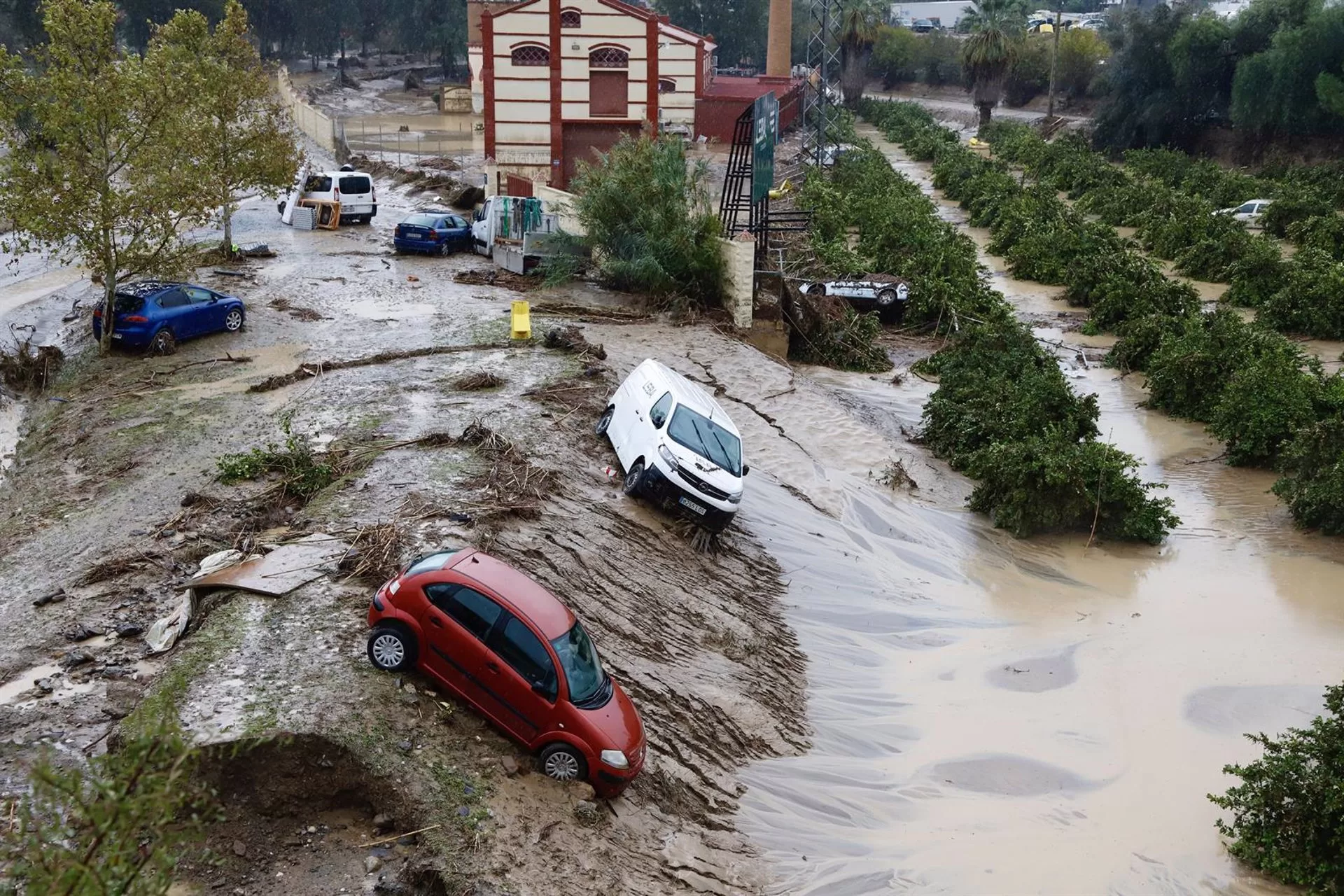 Álora corta el suministro de agua por "la turbidez"