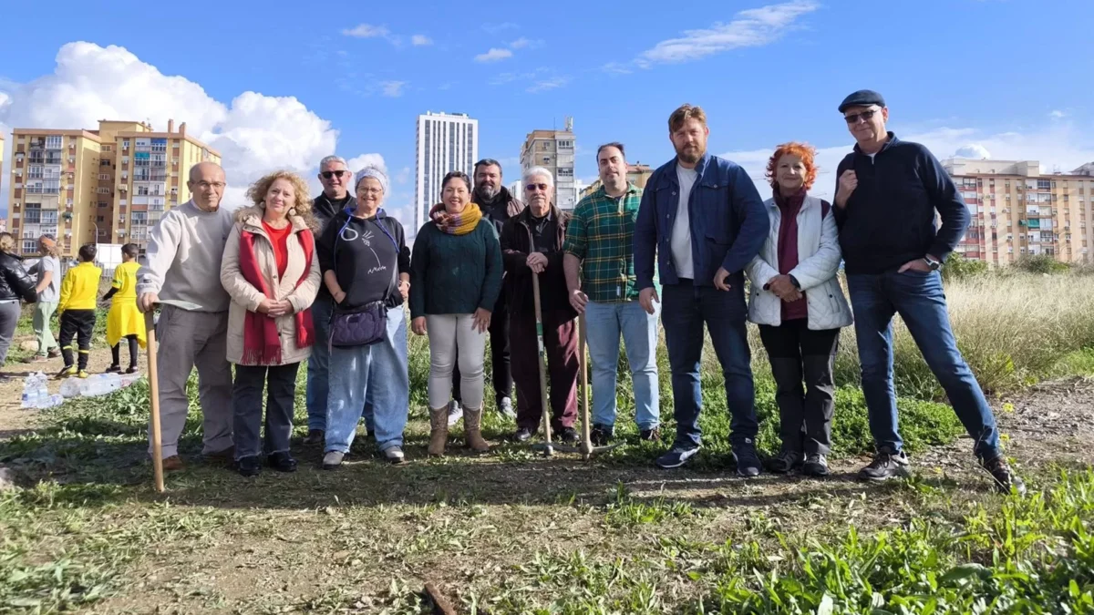 Con Málaga pide que a alcalde que "escuche a ciudadanía y abandone planes especulativos en el Bosque Urbano"