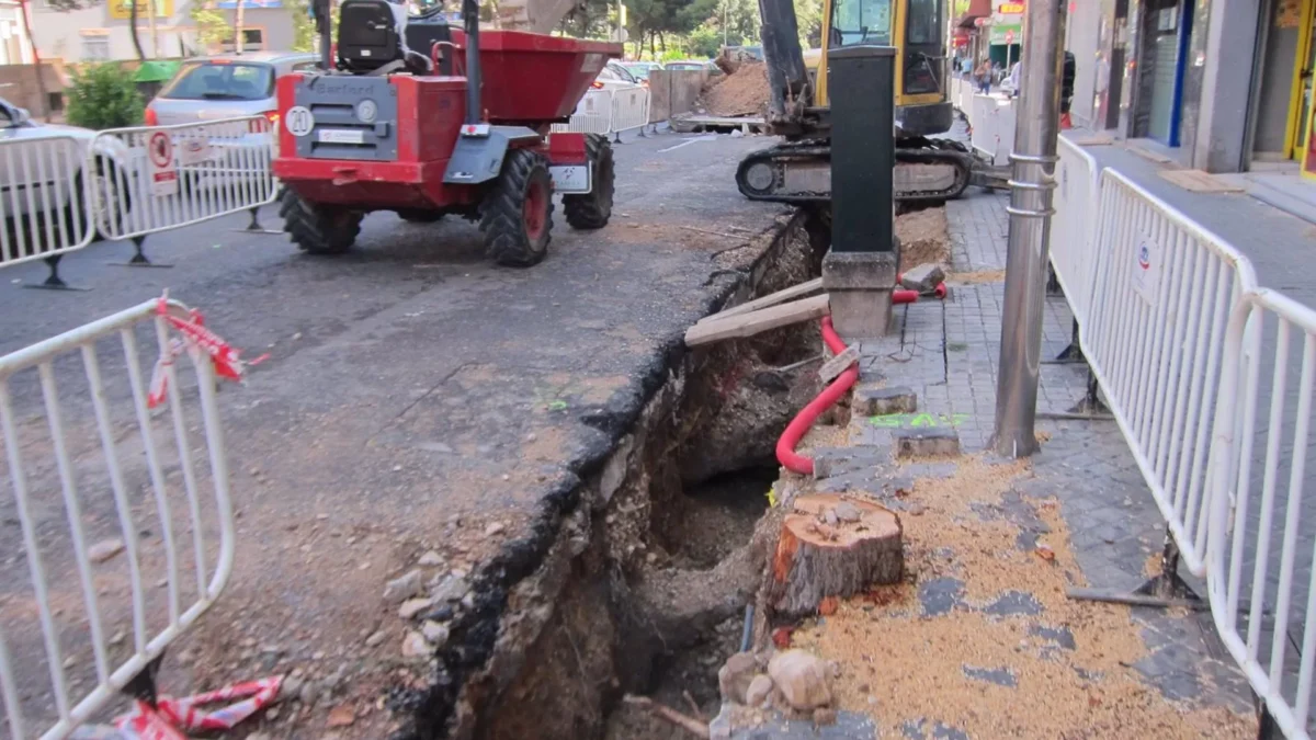 El Ayuntamiento de Málaga adjudica renovación del pavimento en barriadas Sagrada Familia y Herrera Oria