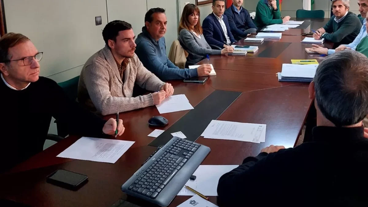 La Junta firma el contrato de obra con las empresas constructoras del nuevo Centro de Salud de El Palo