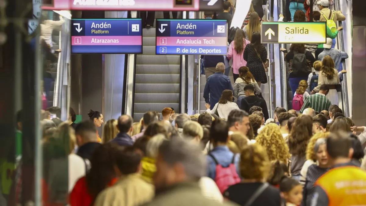 Metro de Málaga roza el sobresaliente de sus usuarios en la encuesta anual de satisfacción