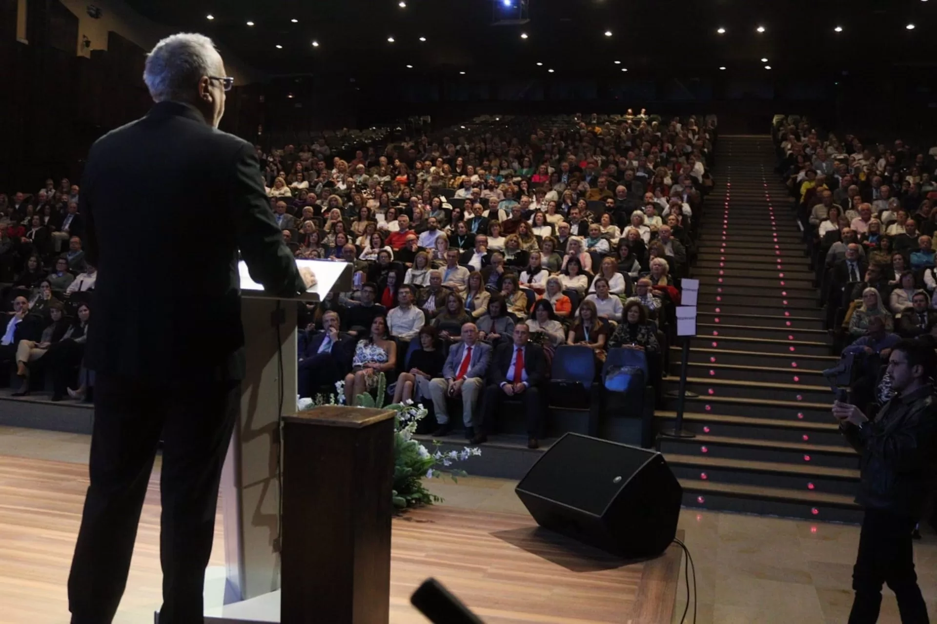 El Hospital Regional rinde homenaje a su personal jubilado de los últimos tres años
