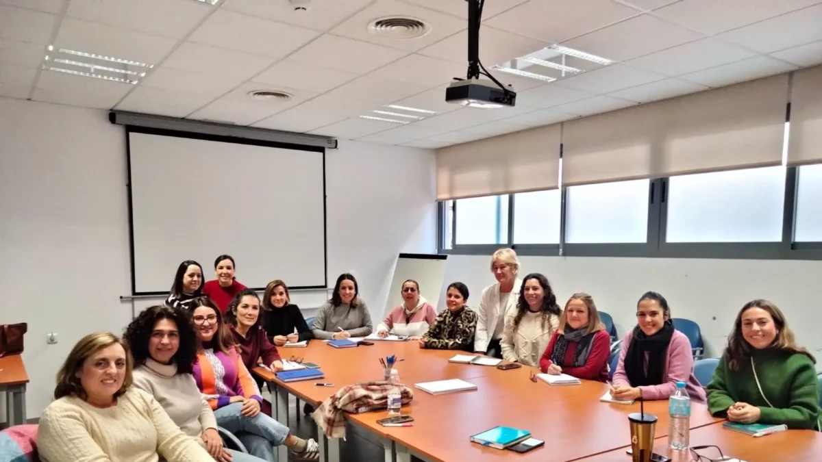 El centro de salud Alhaurín el Grande crea una mesa de trabajo de atención a personas vulnerables del municipio