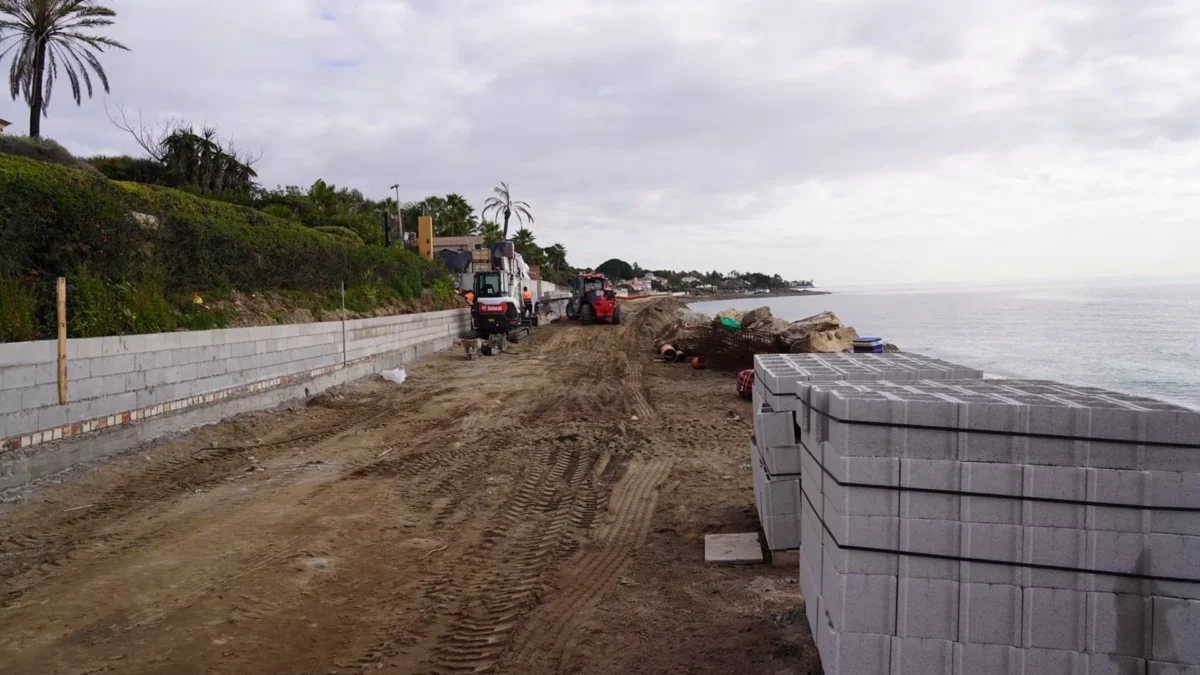 Estepona impulsa el corredor litoral con el avance de las obras en Benamara y en otros dos proyectos