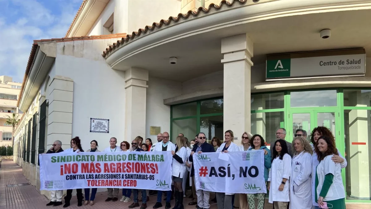 Insultan con tintes xenófobos a una médica en un centro de salud de Benalmándena, según SMM