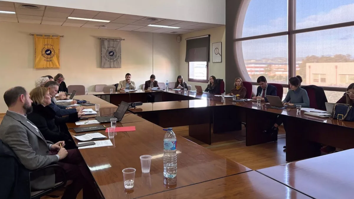 La Universidad de Málaga acoge un seminario sobre la legislación que se aplica a las viviendas turísticas
