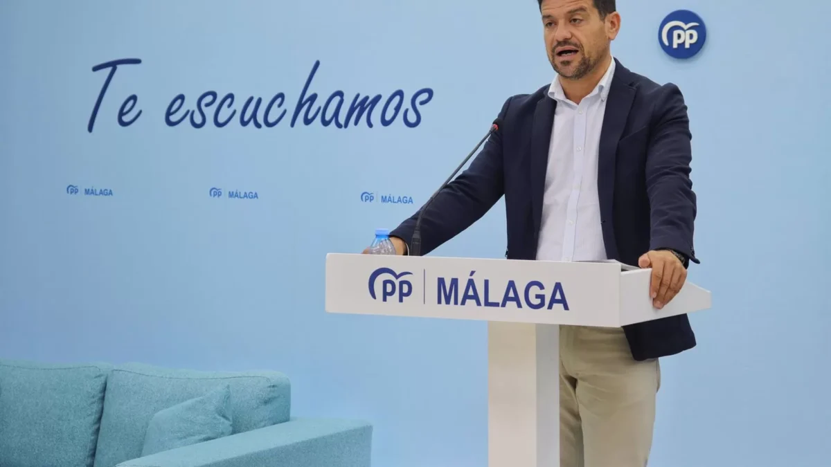 PP pide a Puente explicaciones y disculpas por las "mentiras y retrasos" en los estudios del tren litoral