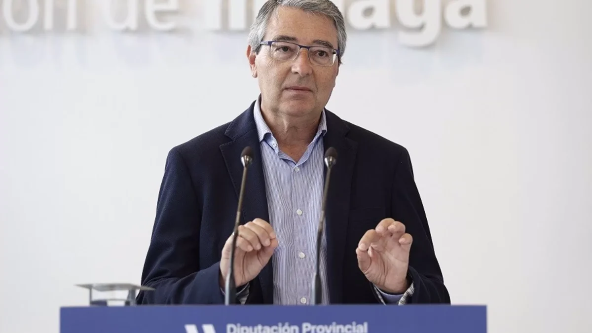 Salado pide al Gobierno la ampliación del aeropuerto con una nueva terminal y dice que la actual está saturada