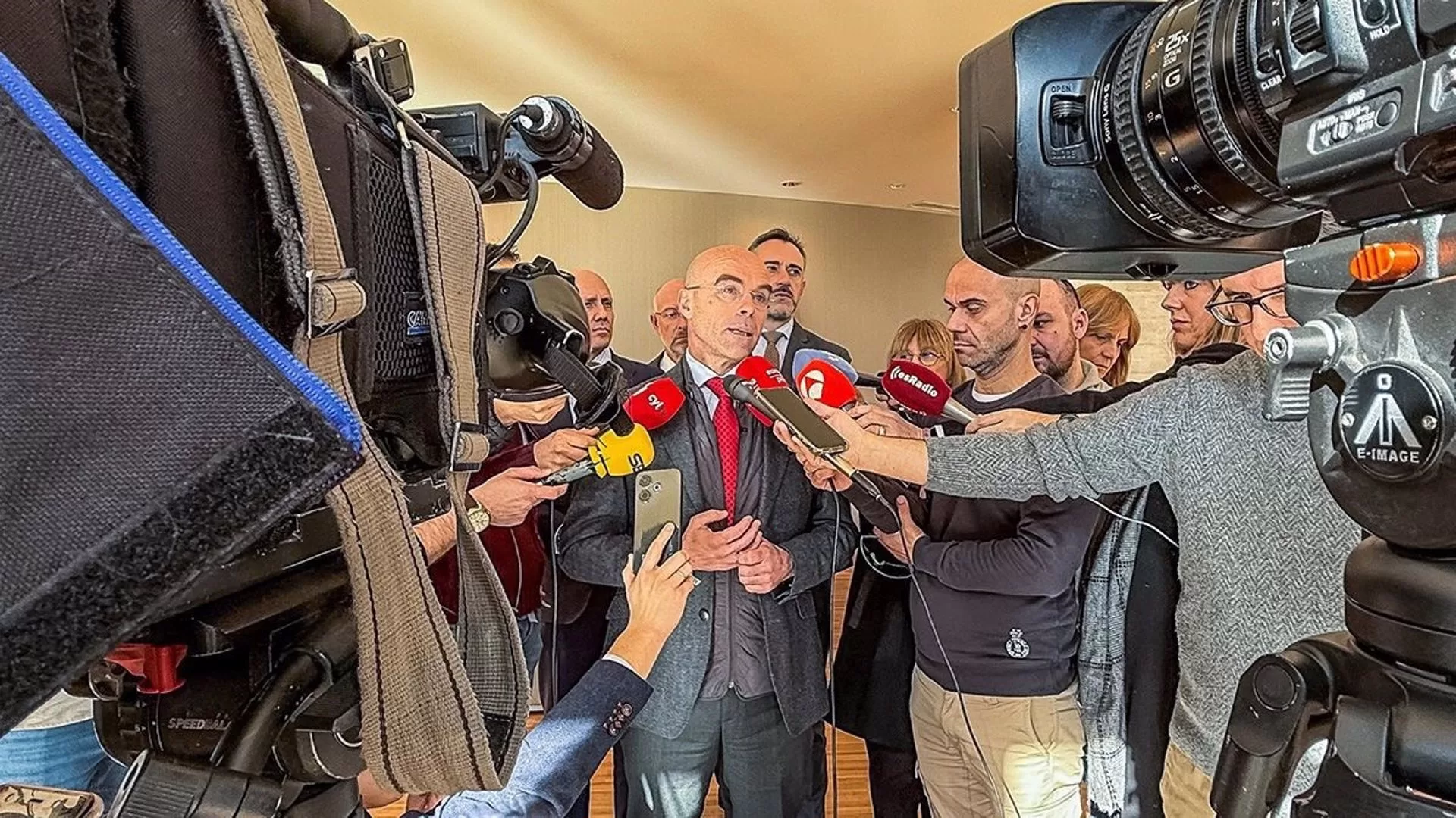 Vox critica que las políticas de Bruselas "asfixian la agricultura y la ganadería en Málaga"