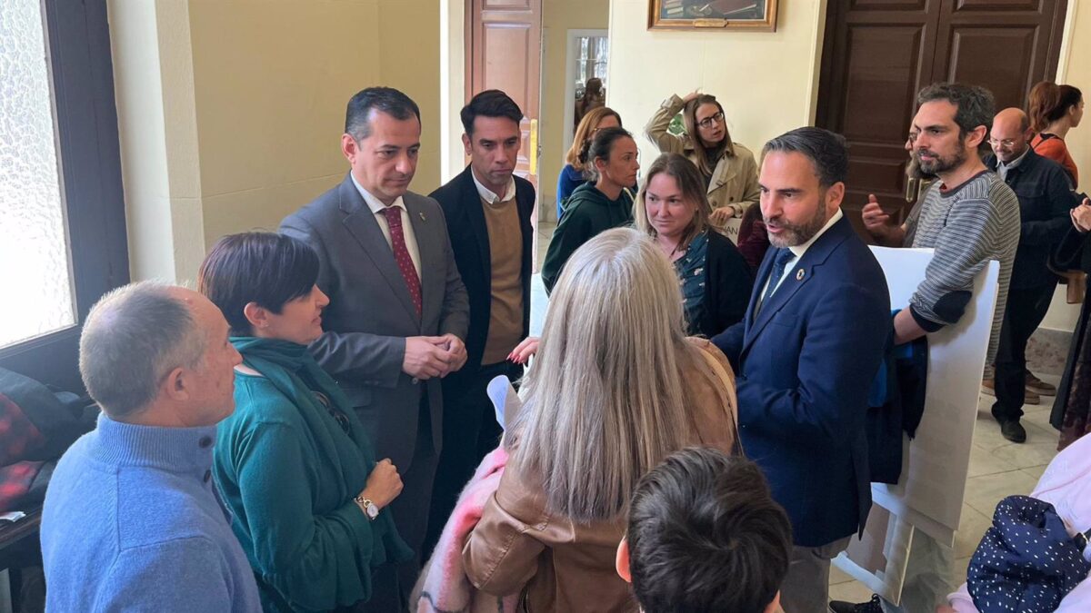 El PSOE critica la eliminación de tres colegios en Málaga capital