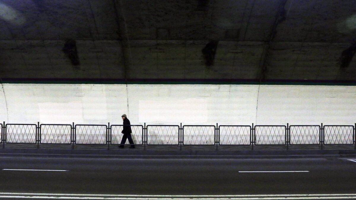 El túnel de la Alcazaba recupera el doble sentido de circulación durante el mes de marzo