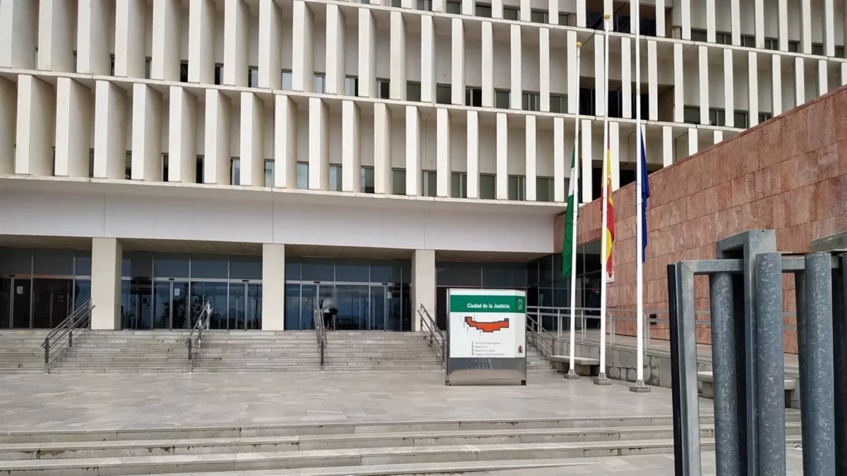 Juzgan a acusados relacionados con el Frente Bokeron por incidentes tras el Málaga-Ibiza de 2023