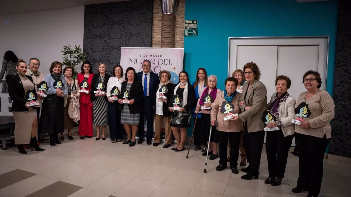 La Diputación celebra en Algarrobo una gala para reconocer a las 'Mujeres del Año' de la Axarquía