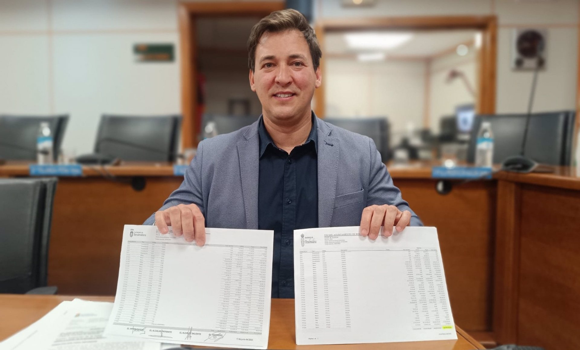 Ayuntamiento de Benalmádena celebra tener "una de las cuentas más saneadas de la provincia"