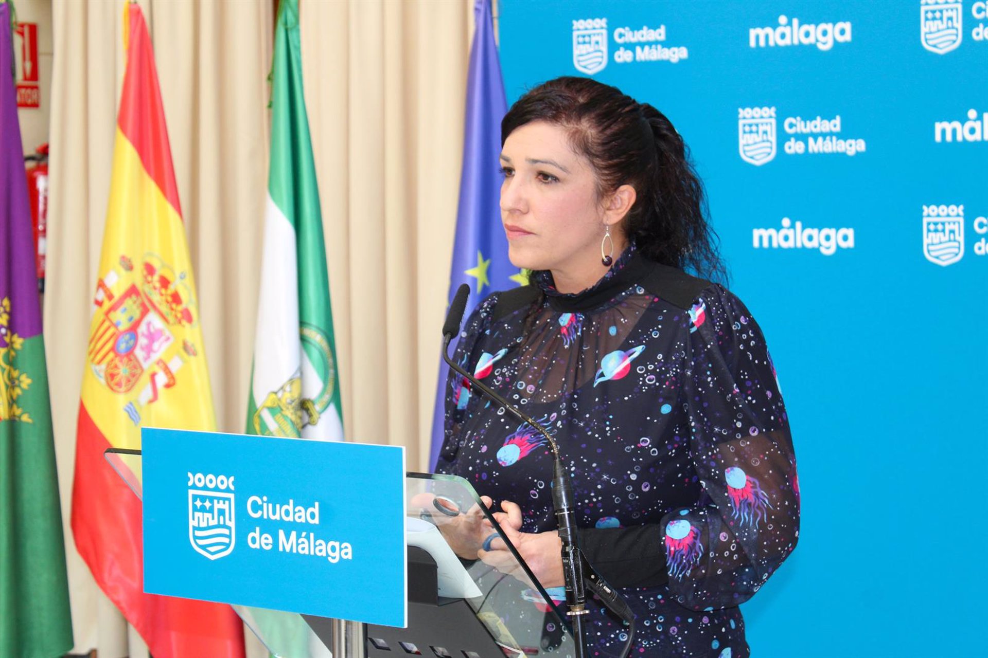 Con Málaga pide garantías de disfrute en igualdad de Semana Santa "frente a privatización del espacio"