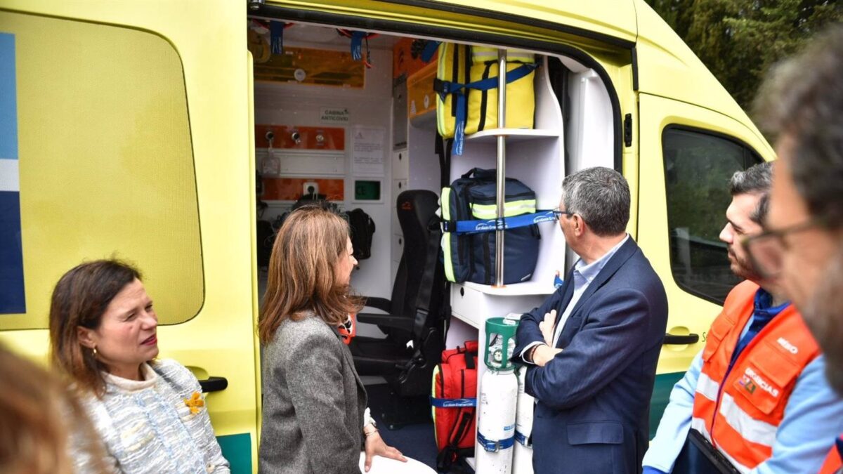 Junta y Diputación mejoran las urgencias sanitarias en la Serranía con nueva base y una UVI móvil en Cartajima