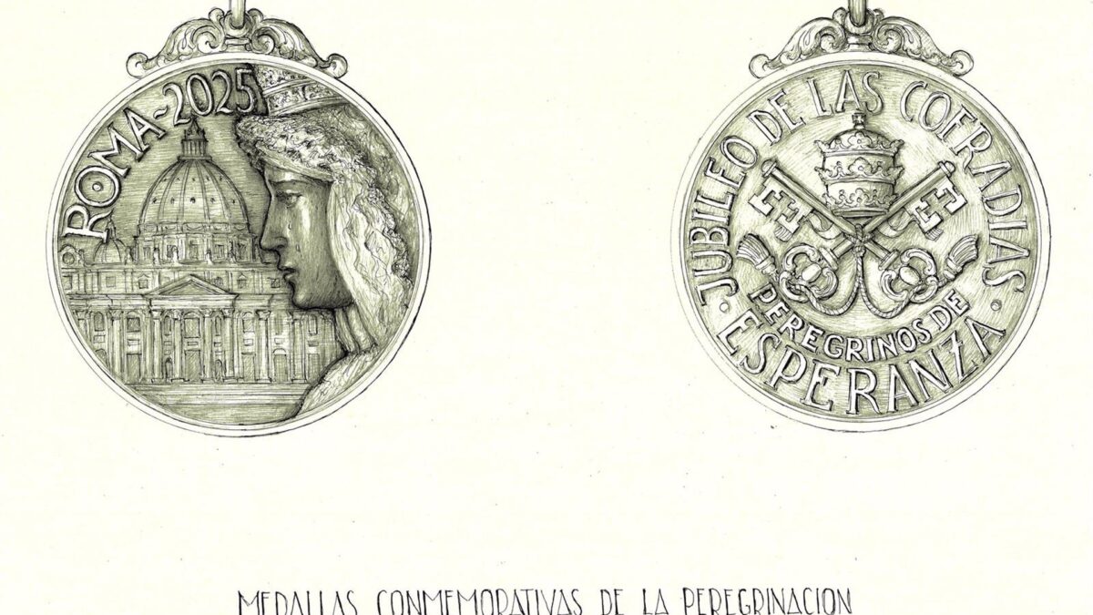 Acuñan una medalla de la participación de la Virgen de la Esperanza en el Jubileo de las Cofradías de Roma
