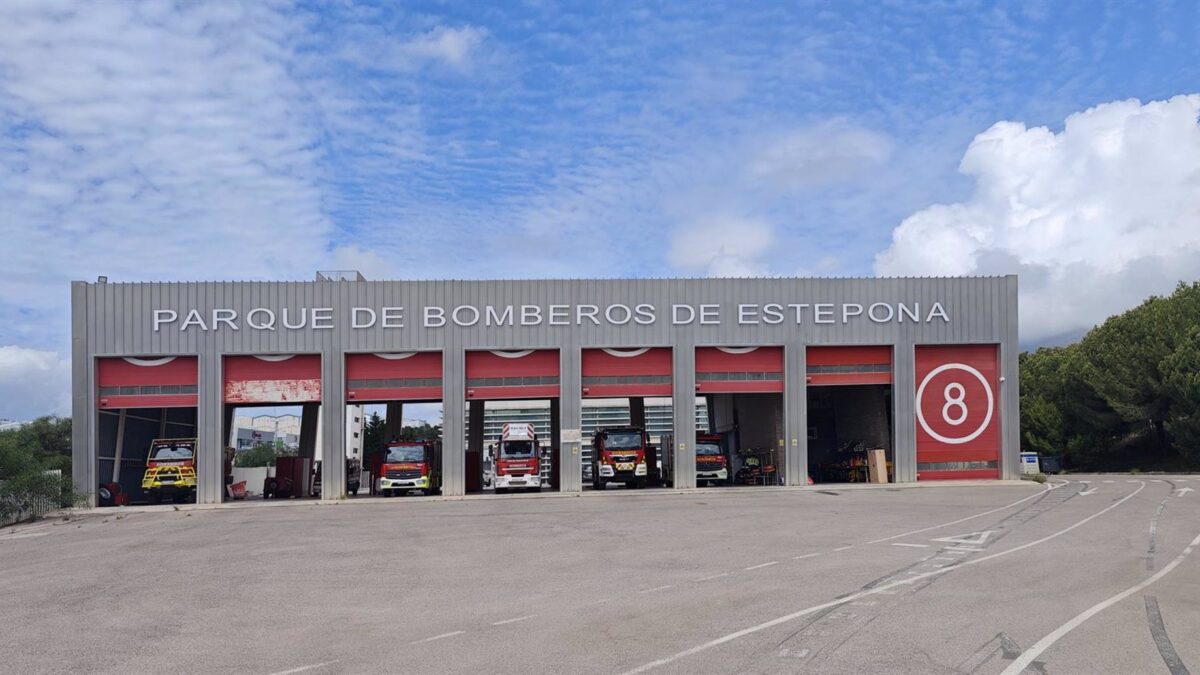 Ayuntamiento de Estepona liquida deuda de casi 3 millones por impagos en la construcción del parque de bomberos