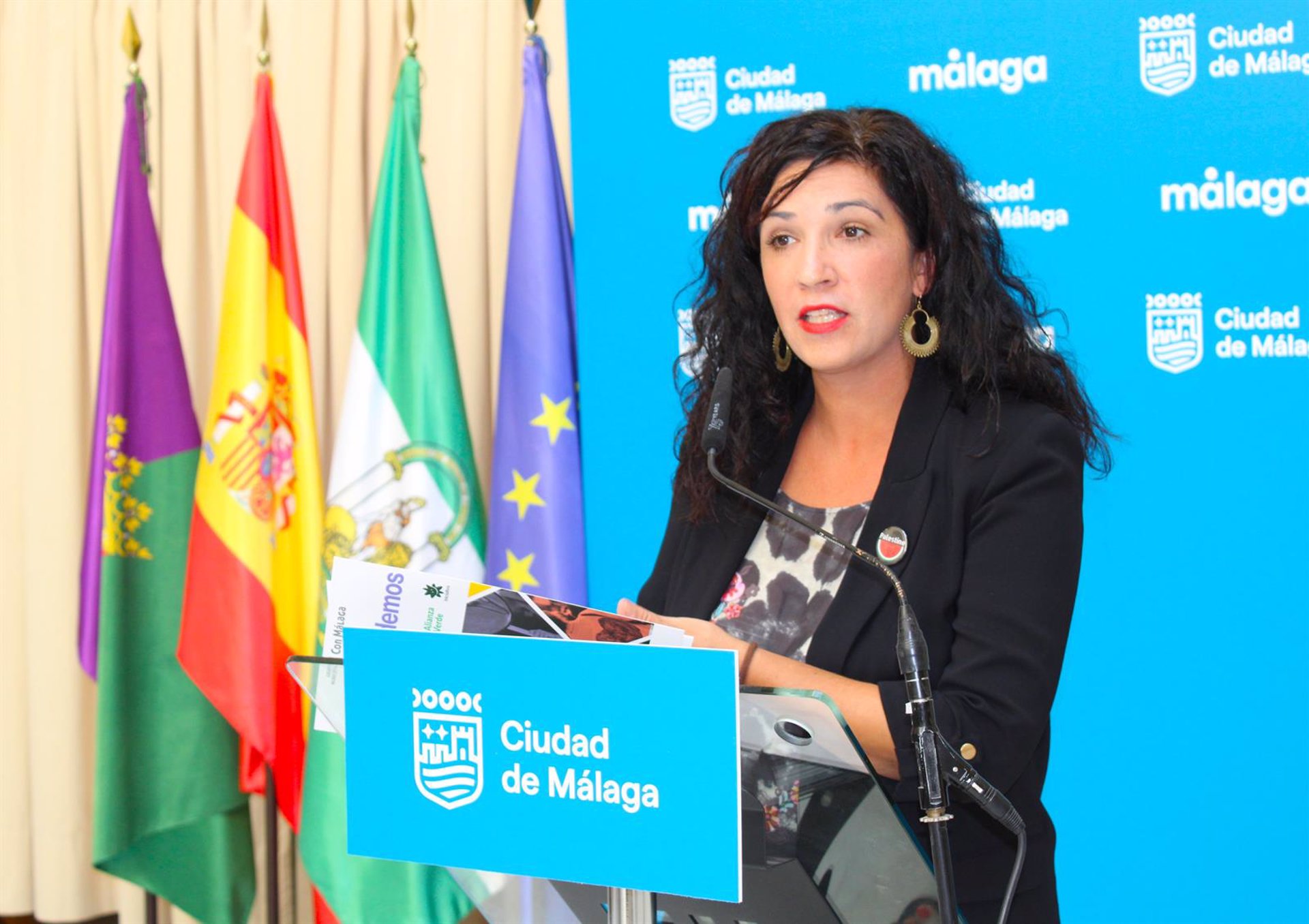 Con Málaga acusa a De la Torre de "agravar" con su gobierno de "ciudad en venta" la crisis de vivienda