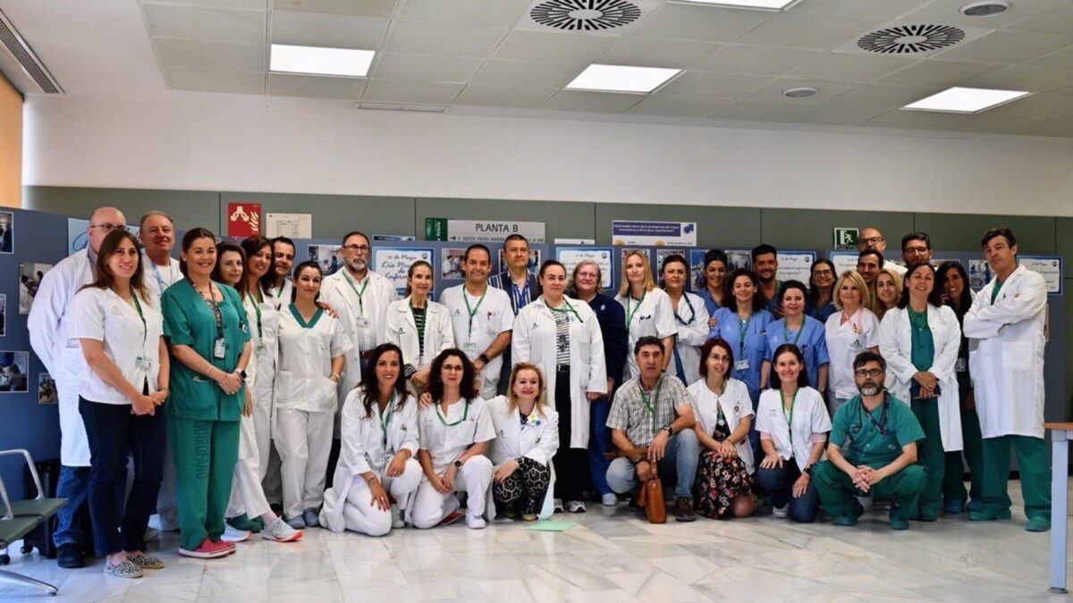 El Hospital Clínico de Málaga celebra con sus profesionales del día de la Enfermería