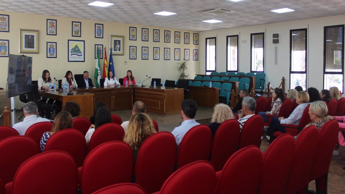 Mancomunidad Axarquía activa la Junta Informativa de Igualdad e implica a los ayuntamientos en este servicio