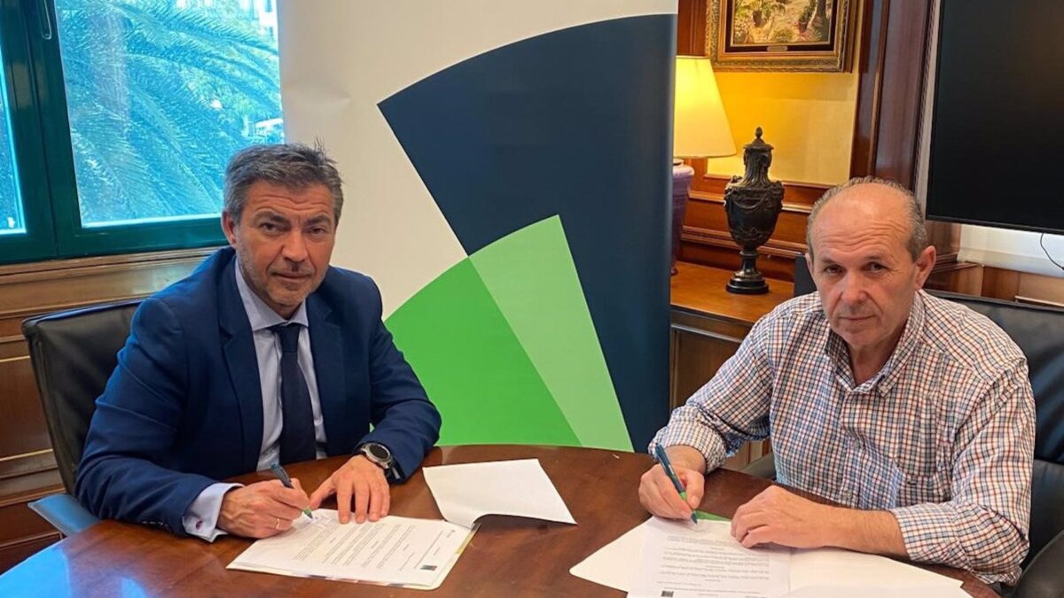 Unicaja colabora con UPA Málaga para facilitar las solicitudes de las ayudas de la PAC