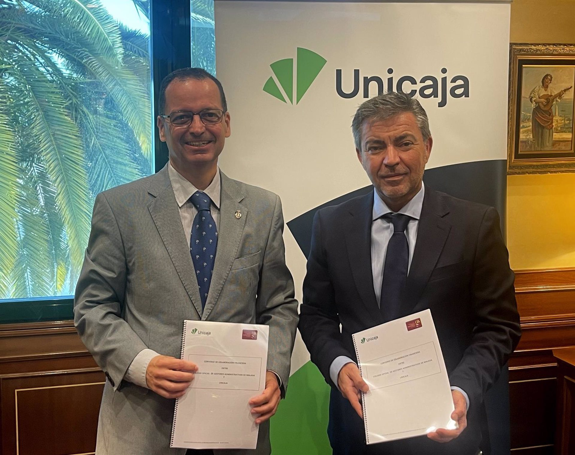 Unicaja ofrece financiación y servicios en condiciones ventajosas a gestores administrativos colegiados