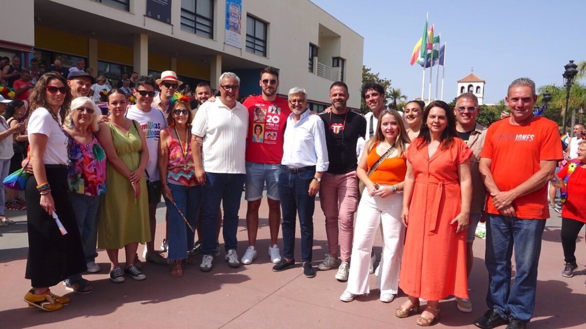 Aguilar subraya la "valentía" socialista en poner en marcha el Pride de Torremolinos en 2015: "No era fácil"