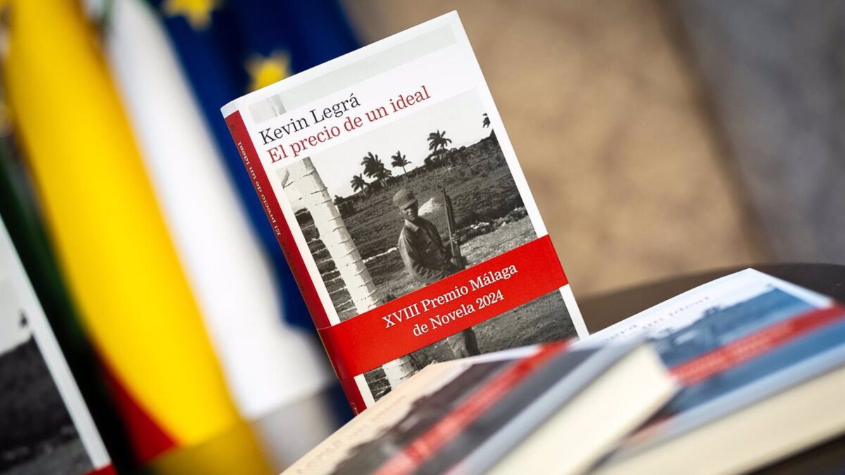 El Ayuntamiento presenta la obra 'El precio de un ideal' de Kevin Legrá, ganadora del premio 'Málaga de Novela'