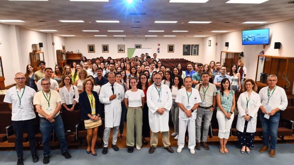 El Hospital Clínico de Málaga da la bienvenida a 76 nuevos residentes de 34 especialidades
