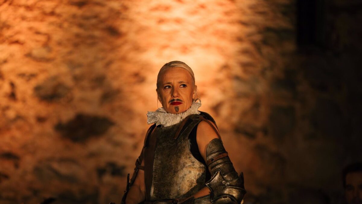 El Teatro Cánovas concluye su temporada más intergeneracional con el estreno de'La Cordero y su ejército'