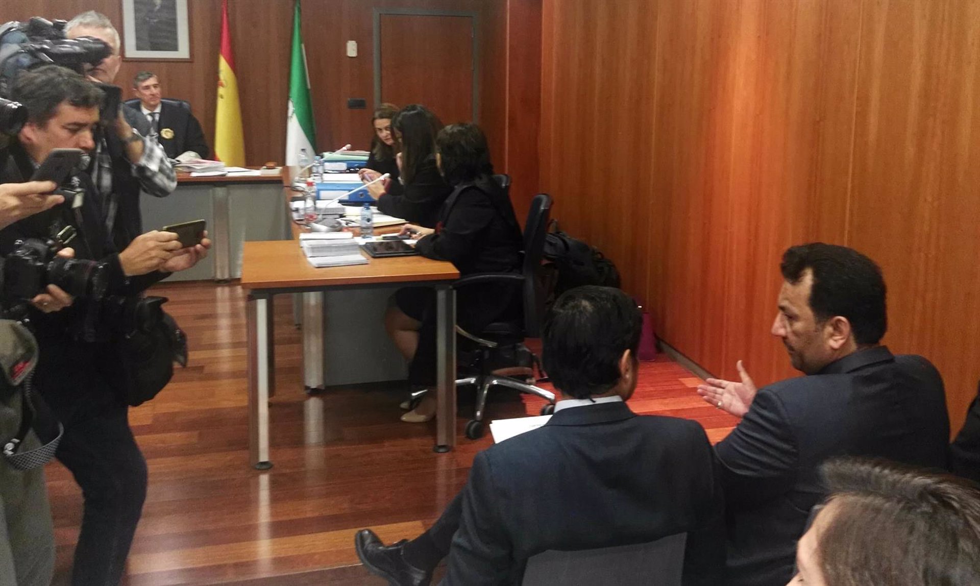 Fiscalía acusa a los Al-Thani de vaciar el Málaga y pide su inhabilitación para gestionar empresas