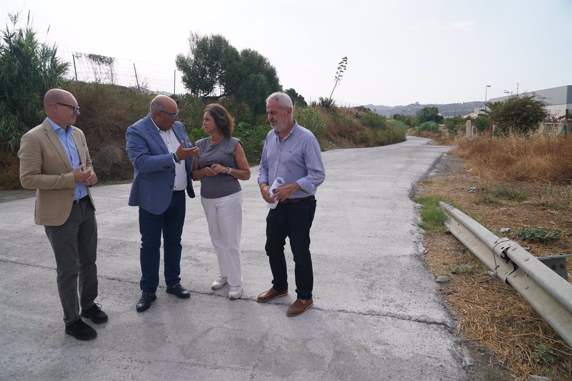 La Junta invierte casi seis millones de euros desde 2019 en mejorar 110 kilómetros de vías pecuarias en Málaga