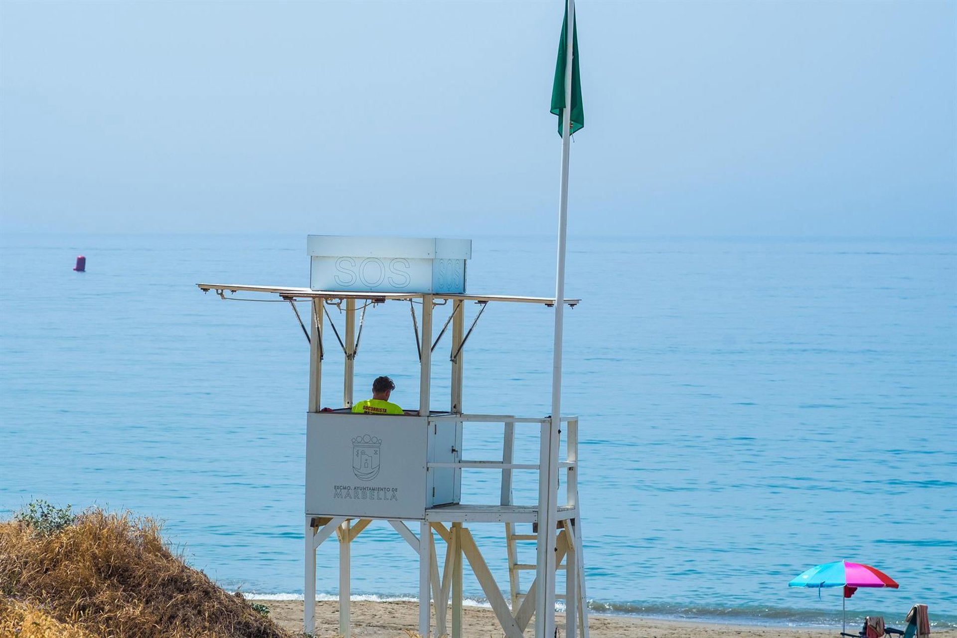 Marbella refuerza el dispositivo de socorrismo en playas durante la temporada estival con más de 50 efectivos