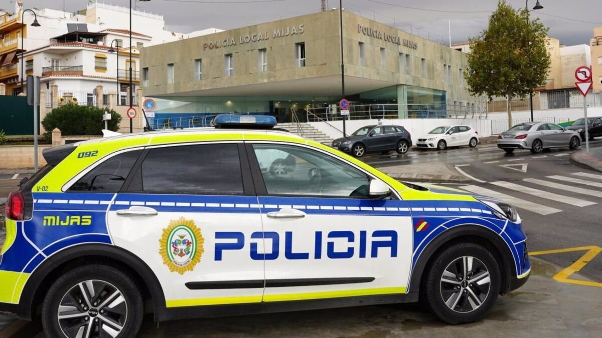 Un detenido en Mijas tras ser interceptado por la Policía Local cuando vendía cocaína